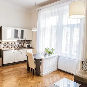  Apartamento In